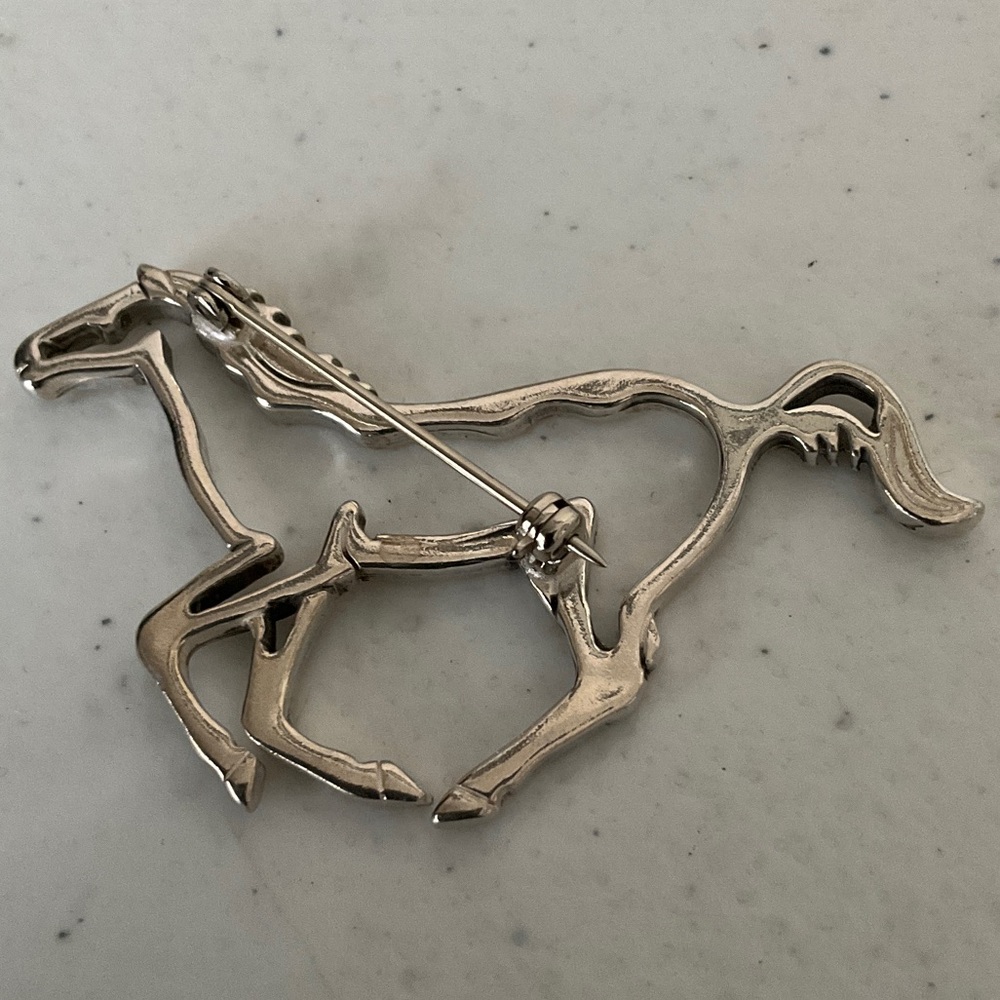 Sterling Silver Mustang Horse Brooch - Picture 2 of 5